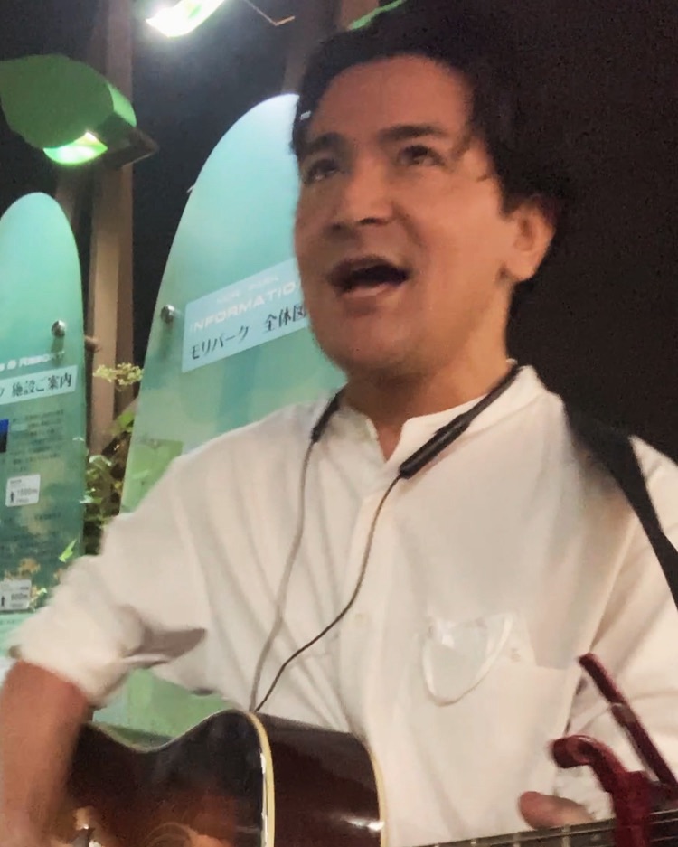 沖田演夢街頭弾き語りライブ8/6〜8/11配信のお知らせ