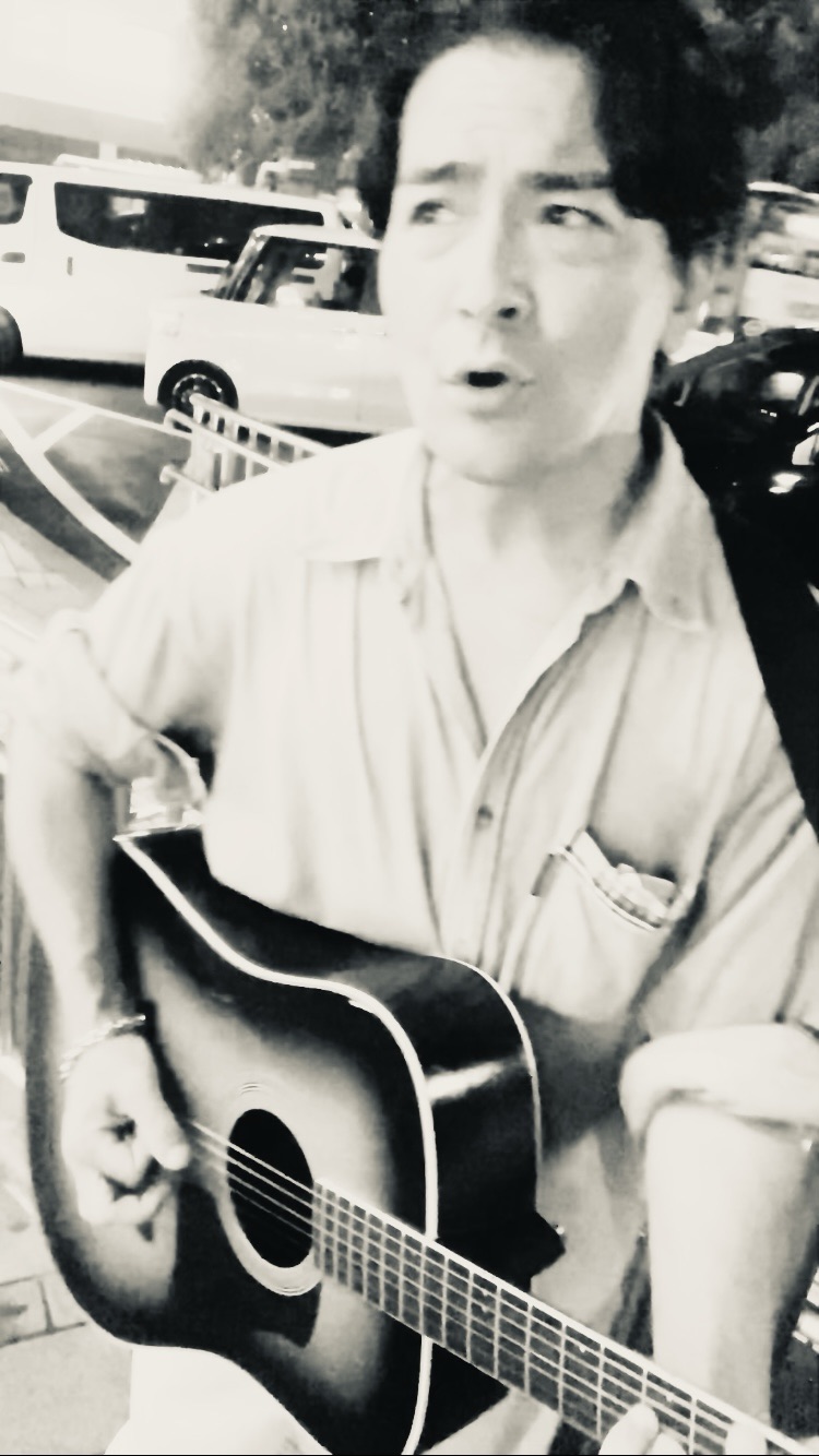 沖田演夢街頭弾き語りライブ8/25〜8/30配信のお知らせ